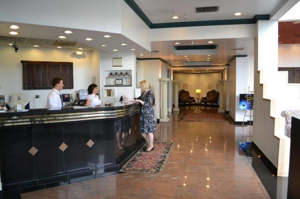 Euro-Suites Hotel Morgantown Kültér fotó